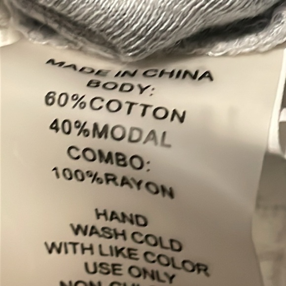 Vince Camuto Woven Grey&White Hem Layered Light TshirtTop - Picture 9 of 10